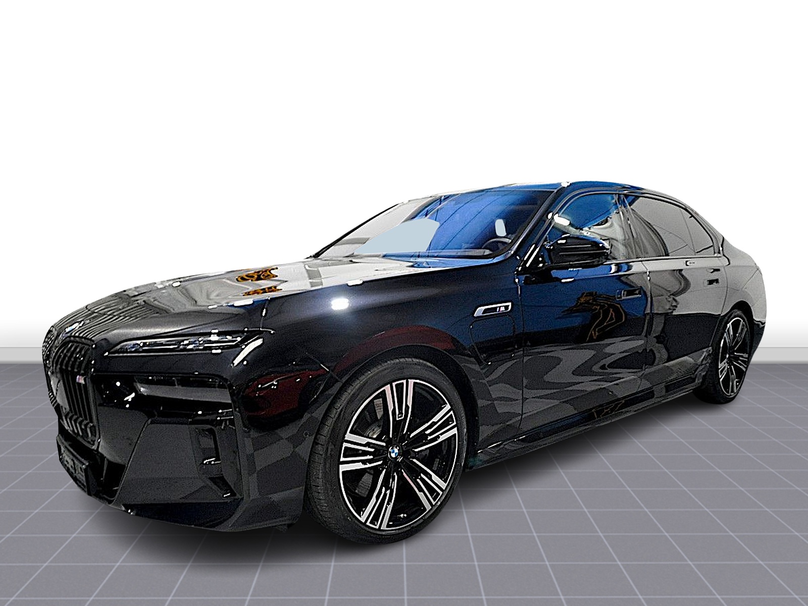 BMW M760e